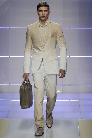 Salvatore Ferragamo / - 2009